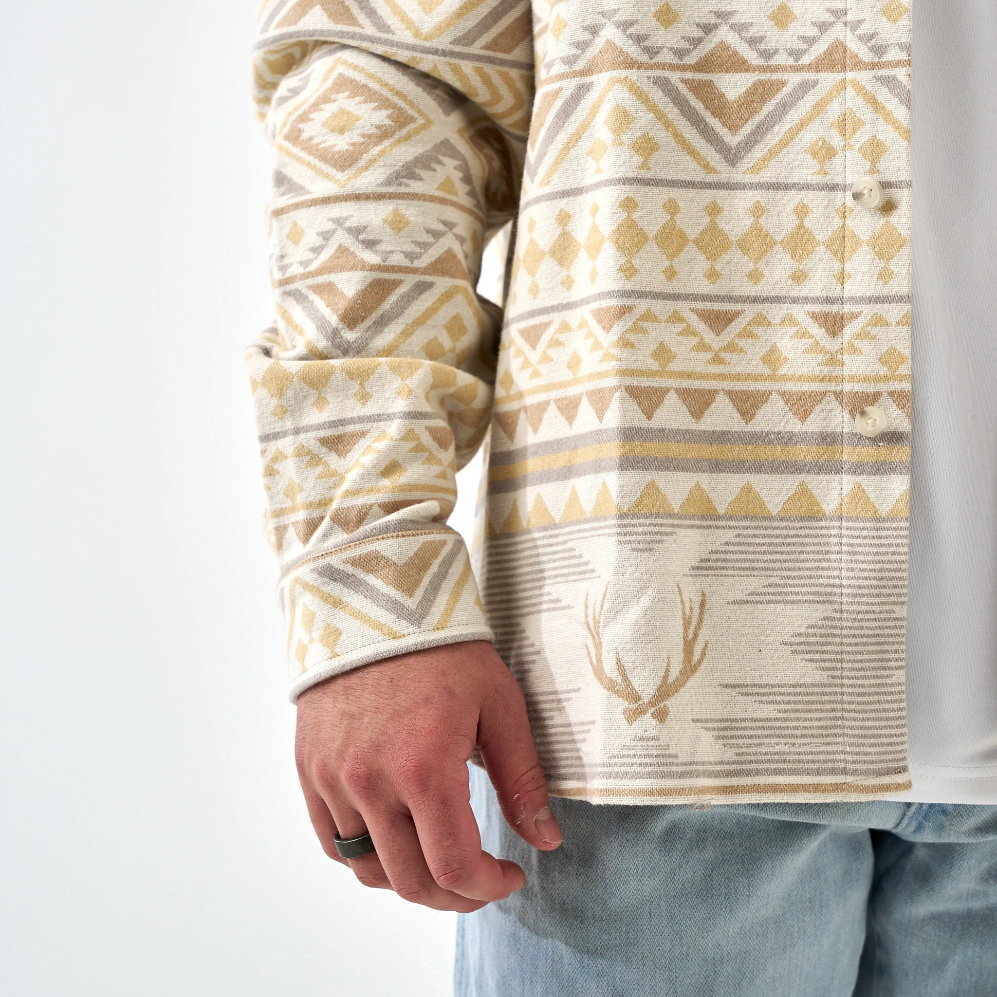 Vintage Heavyweight Flannel - Whitetail Aztec - Cream - Image 6